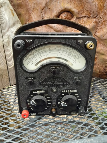 Vintage universal avometer - universal,
